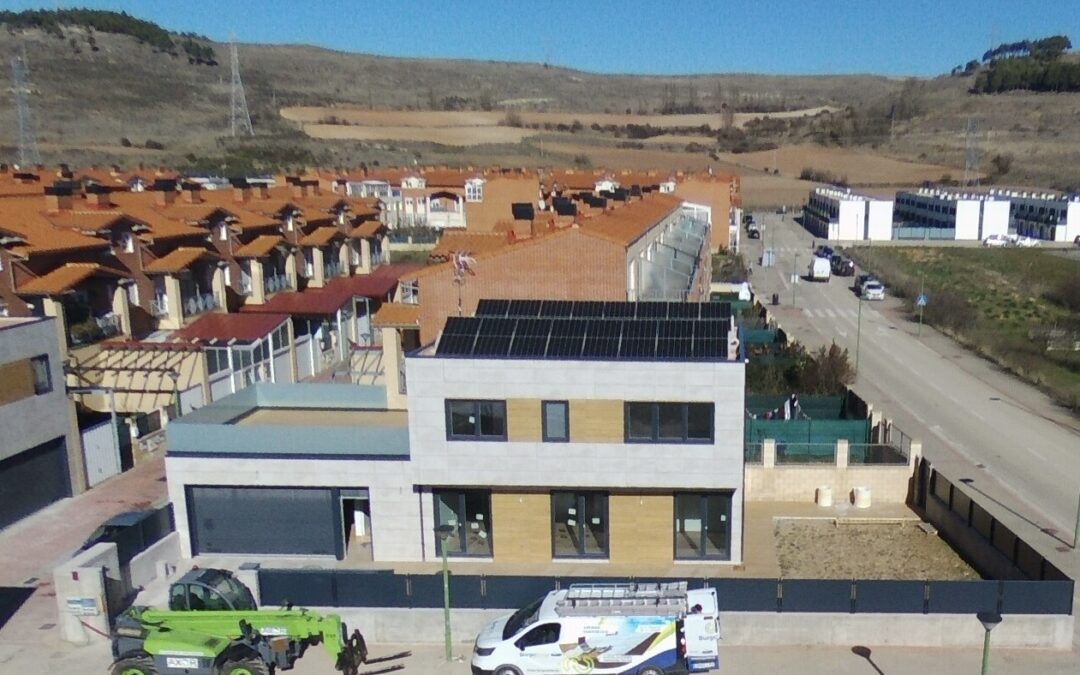 Autoconsumo particulares 5 kW de inversor y 7 kW en paneles en Burgos