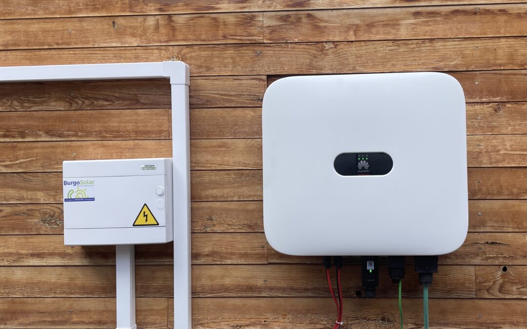 Autoconsumo empresas 6 kW de inversor y 7,2 kW en paneles en un bar en Valladolid